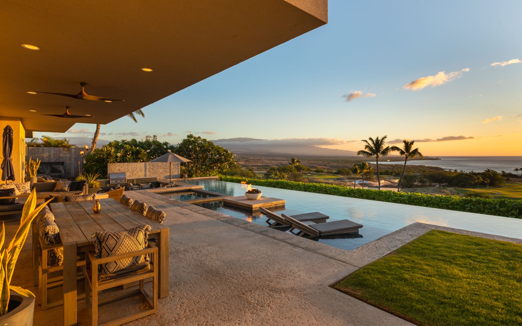 Pool and lanai from above